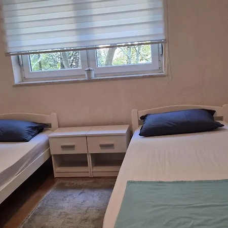 Apartment B&g